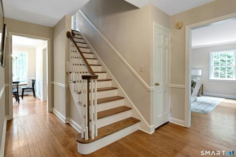 21 Hickory Drive New Canaan CT 06840