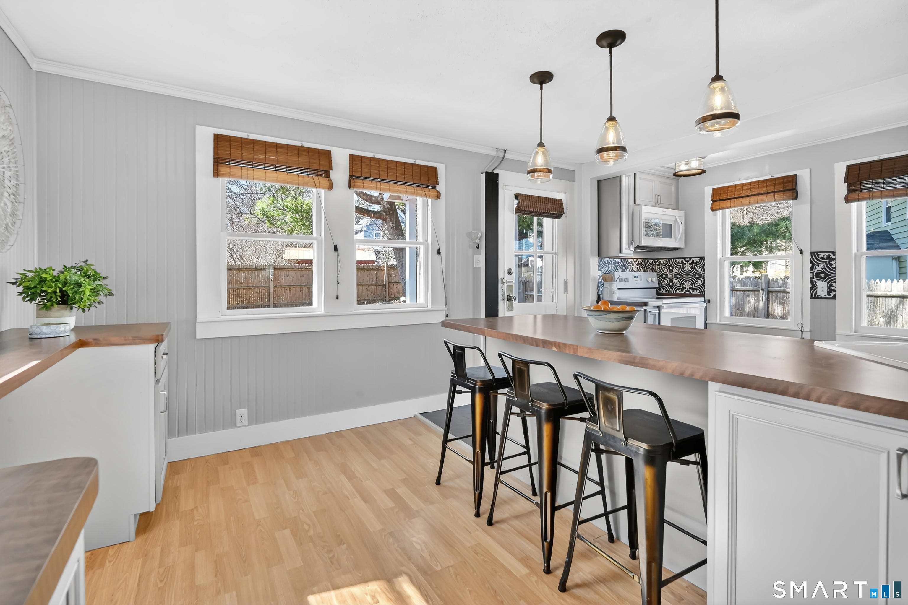 8 Gargan Place Simsbury CT 06070