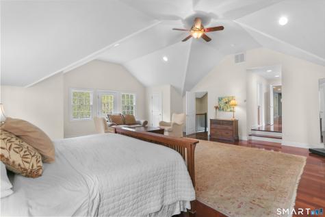 4041 Redding Road Fairfield CT 06824
