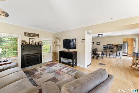1530 Hartford Pike Killingly CT 06243