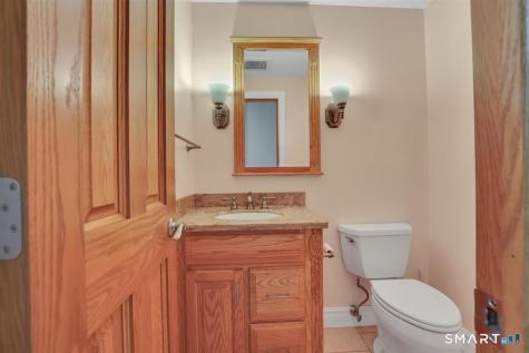 11 Kent Drive Manchester CT 06042