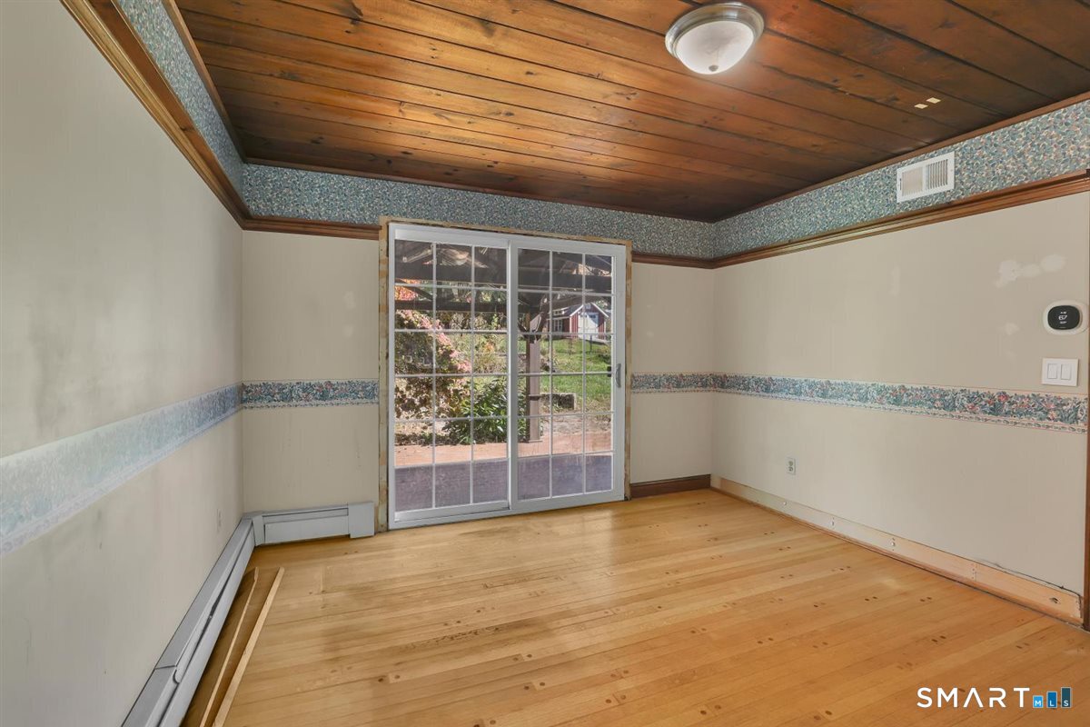 11 Kent Drive Manchester CT 06042