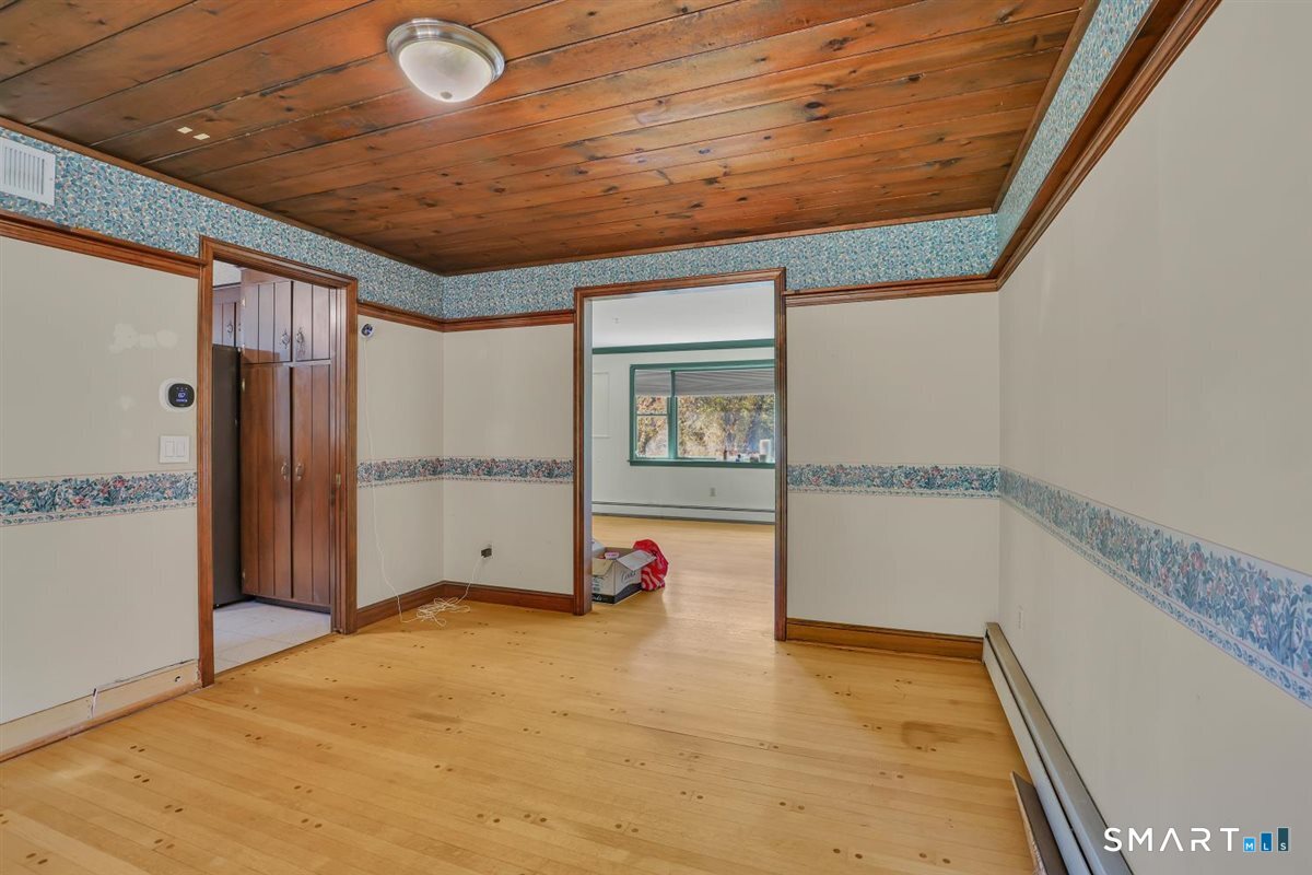 11 Kent Drive Manchester CT 06042