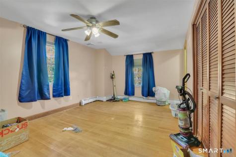 11 Kent Drive Manchester CT 06042