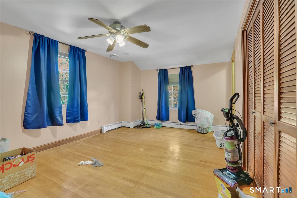 11 Kent Drive Manchester CT 06042
