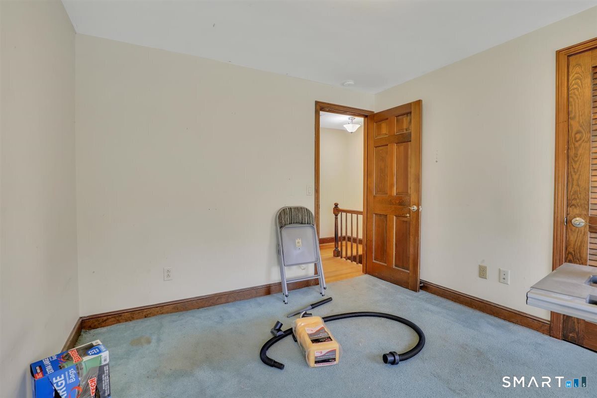 11 Kent Drive Manchester CT 06042