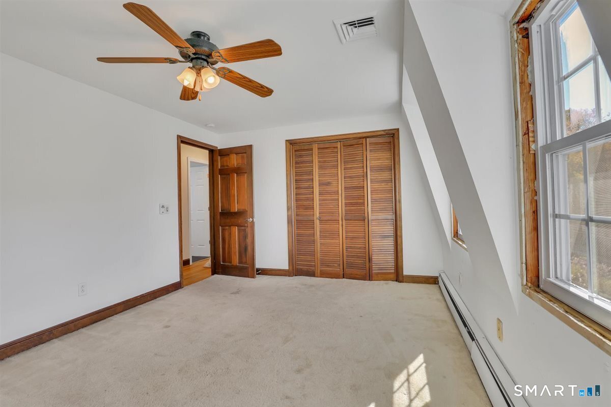 11 Kent Drive Manchester CT 06042