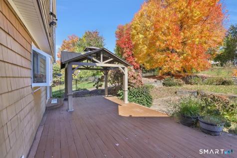 11 Kent Drive Manchester CT 06042