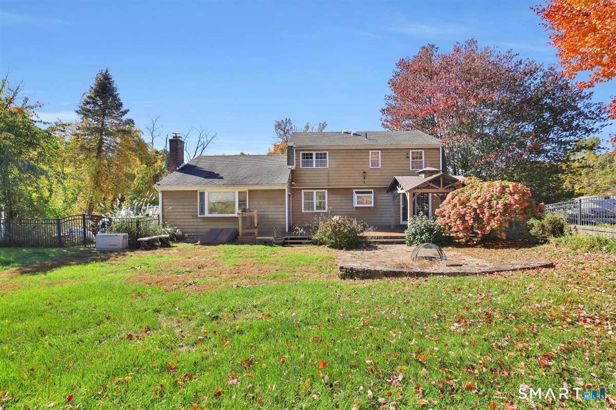 11 Kent Drive Manchester CT 06042