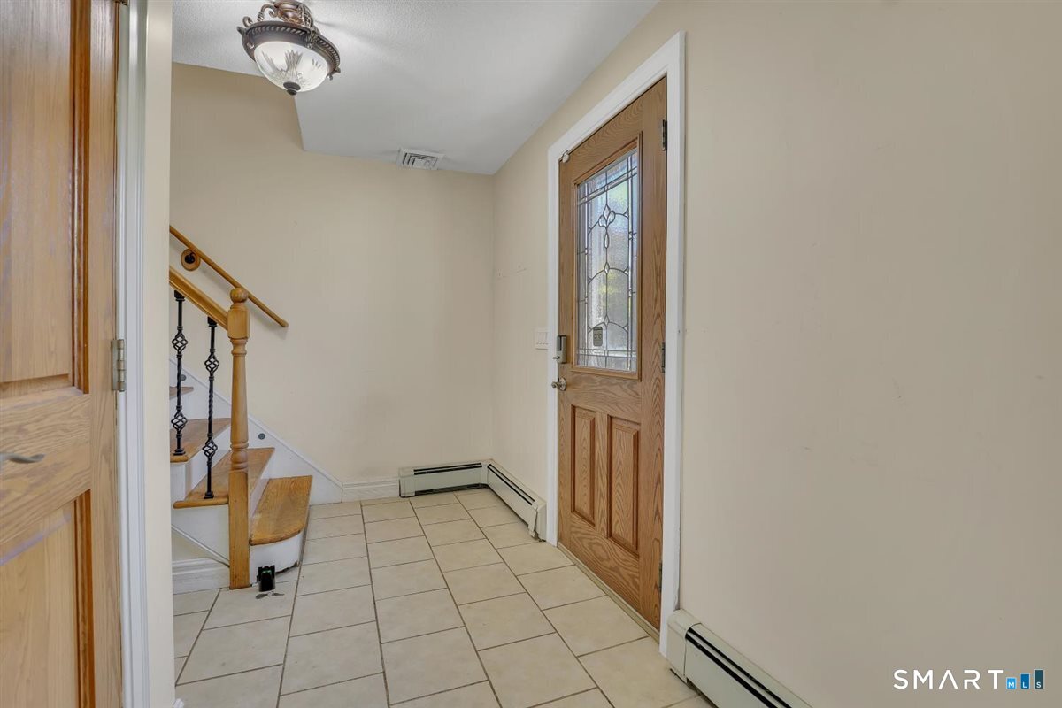 11 Kent Drive Manchester CT 06042