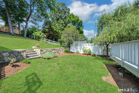 218 Knickerbocker Avenue Stamford CT 06907