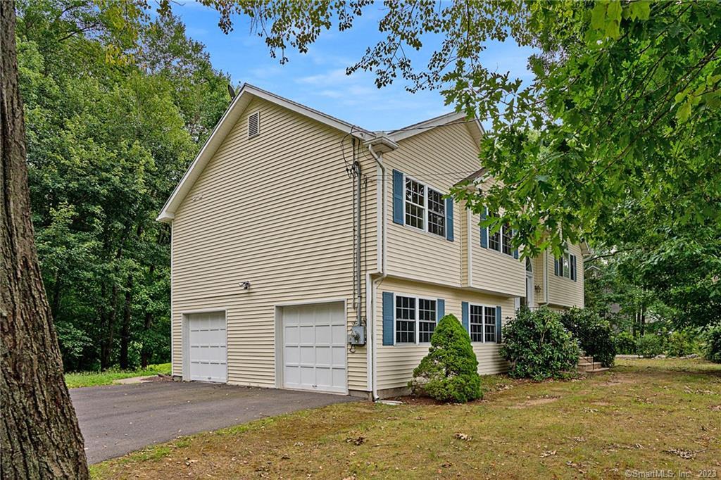 129 King Street Naugatuck CT 06770