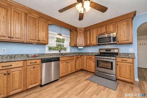 31 Chestnut Street Plymouth CT 06786