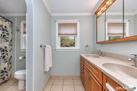 31 Chestnut Street Plymouth CT 06786