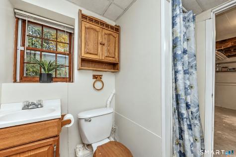 31 Chestnut Street Plymouth CT 06786