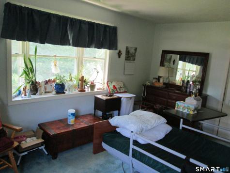 109 Wedgewood Drive Naugatuck CT 06770