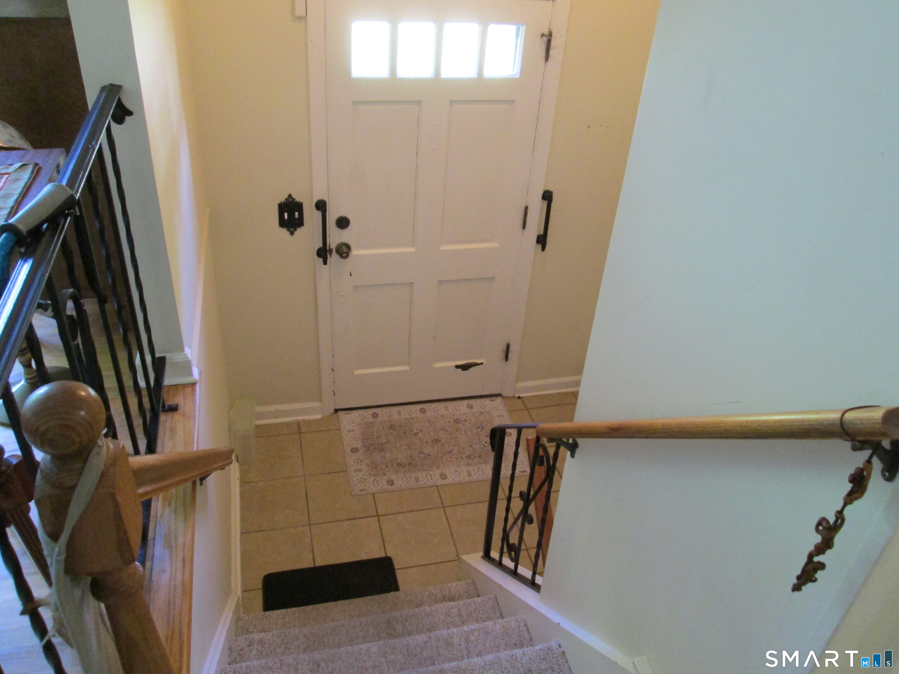 109 Wedgewood Drive Naugatuck CT 06770