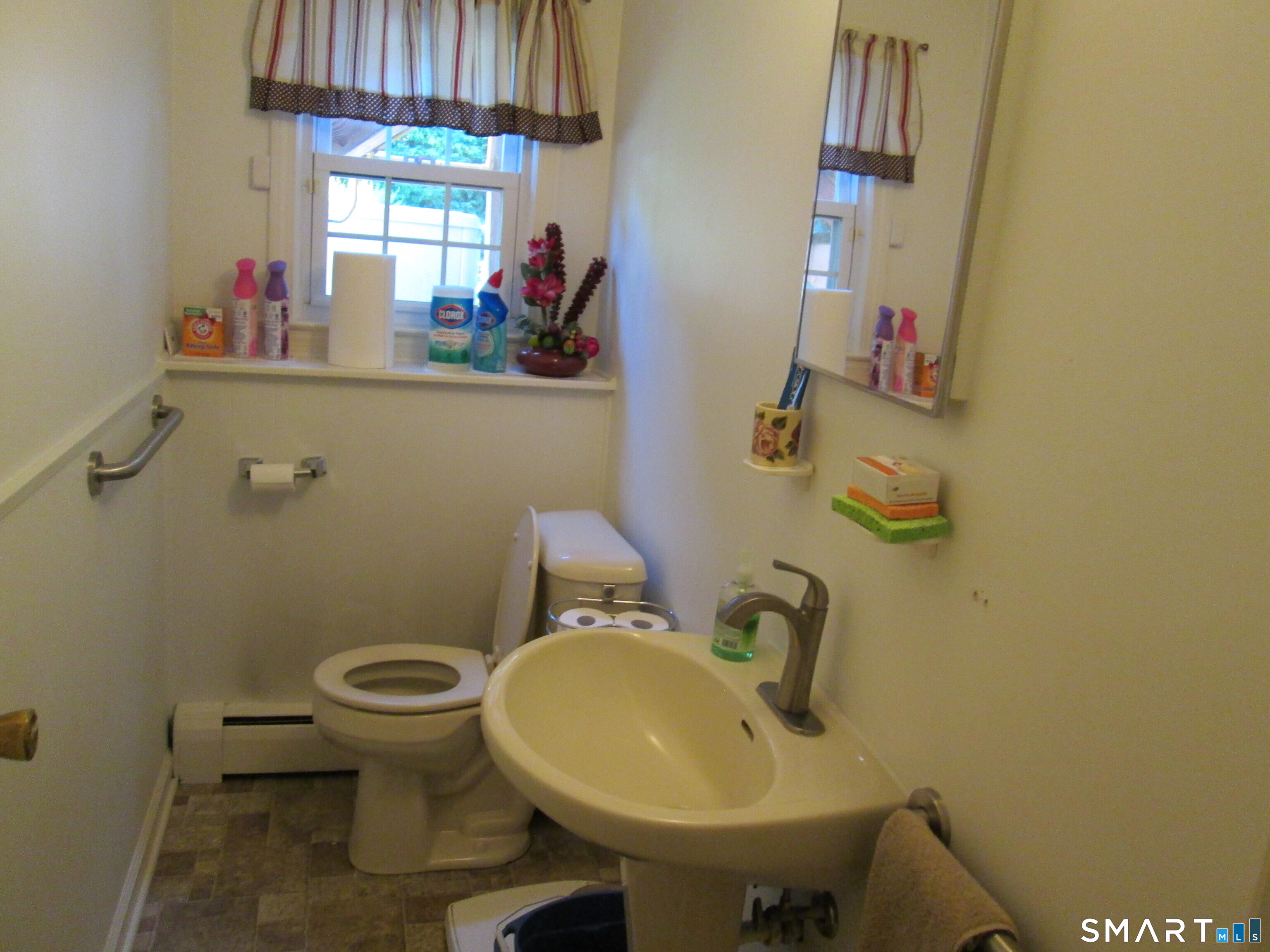 109 Wedgewood Drive Naugatuck CT 06770