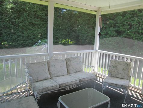 109 Wedgewood Drive Naugatuck CT 06770