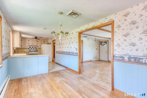 12 Textbook Avenue Rocky Hill CT 06067