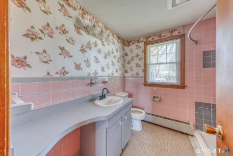 12 Textbook Avenue Rocky Hill CT 06067