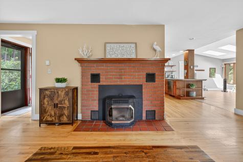 20 Sunrise Trail East Lyme CT 06333