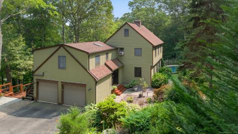 20 Sunrise Trail East Lyme CT 06333