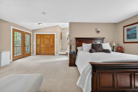 20 Sunrise Trail East Lyme CT 06333