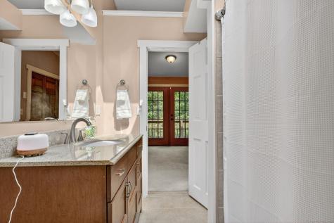 20 Sunrise Trail East Lyme CT 06333