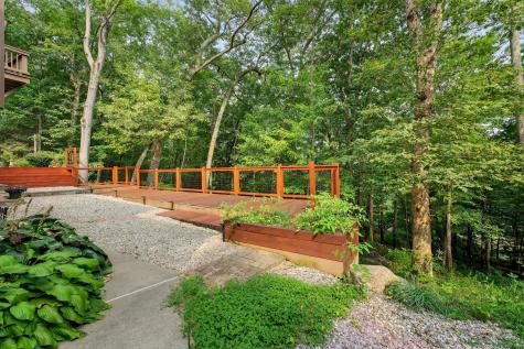20 Sunrise Trail East Lyme CT 06333