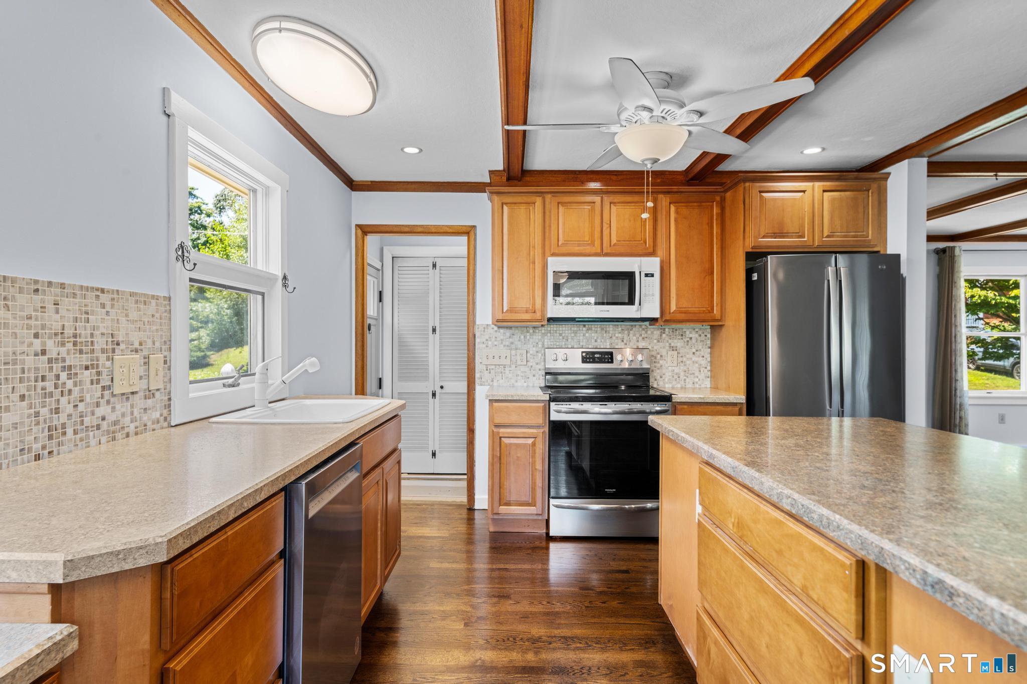 48 Prospect Avenue East Lyme CT 06357