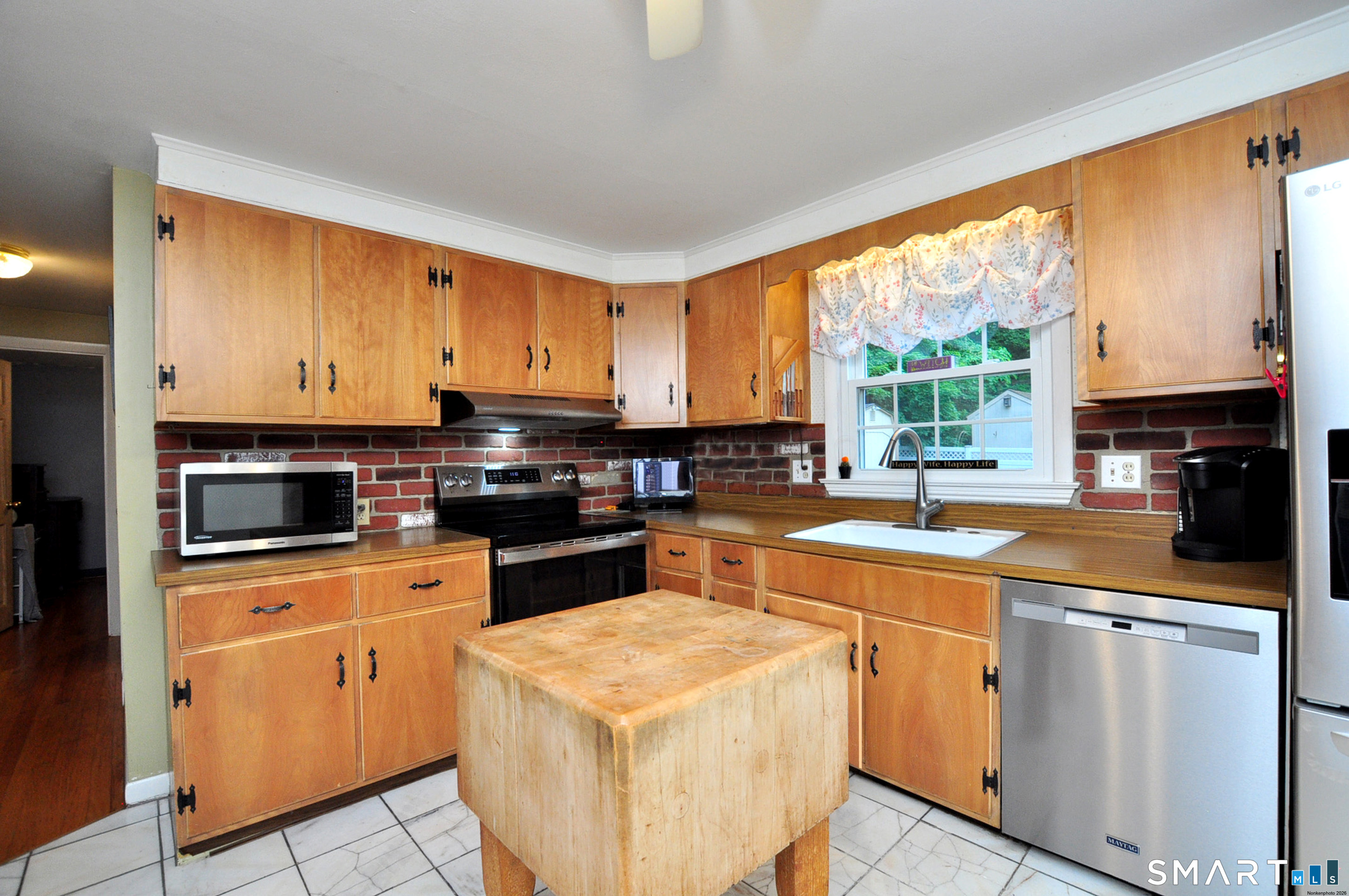27 Ledgewood Drive Farmington CT 06032