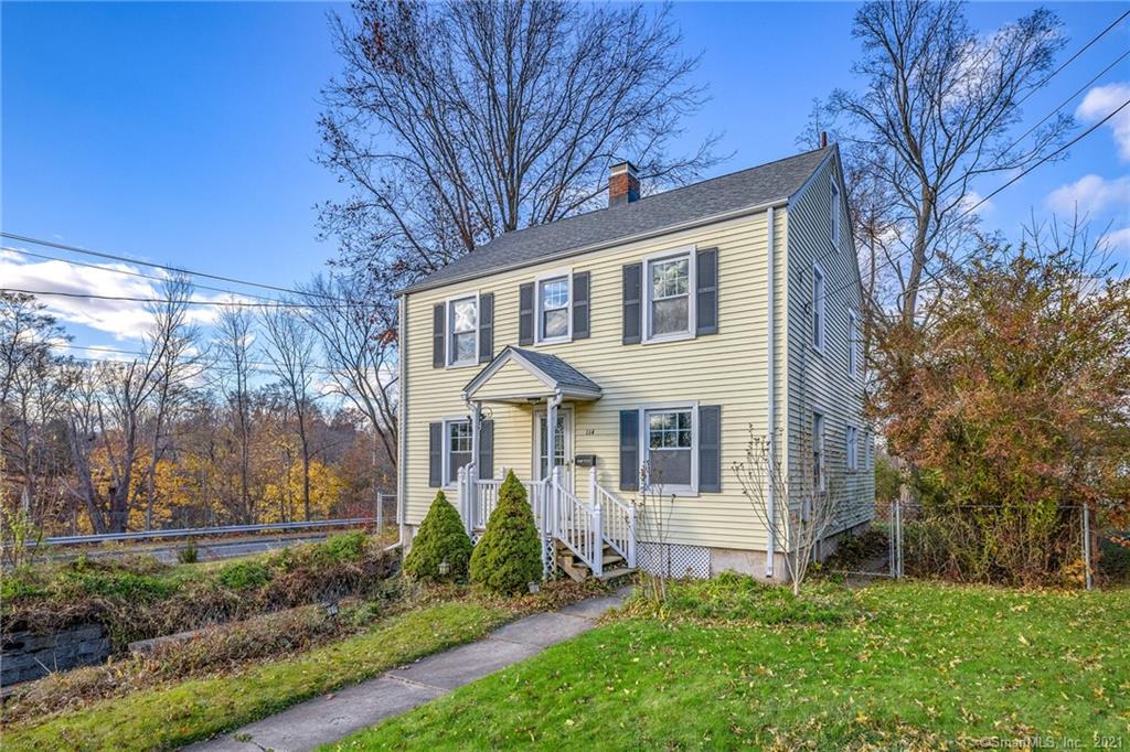 114 Fennbrook Road West Hartford CT 06119