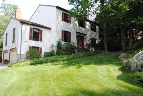 6 Marc Road Danbury CT 06810