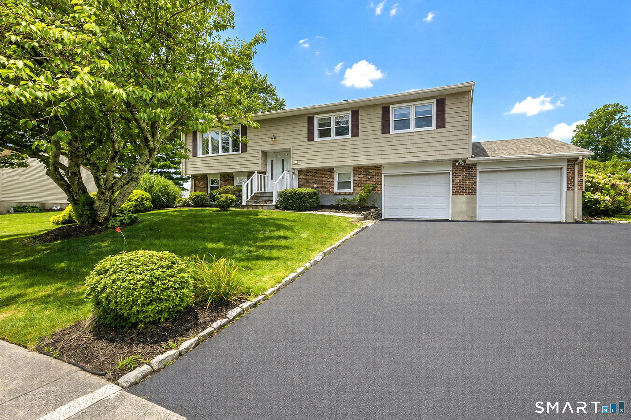 86 Honey Pot Road West Haven CT 06516