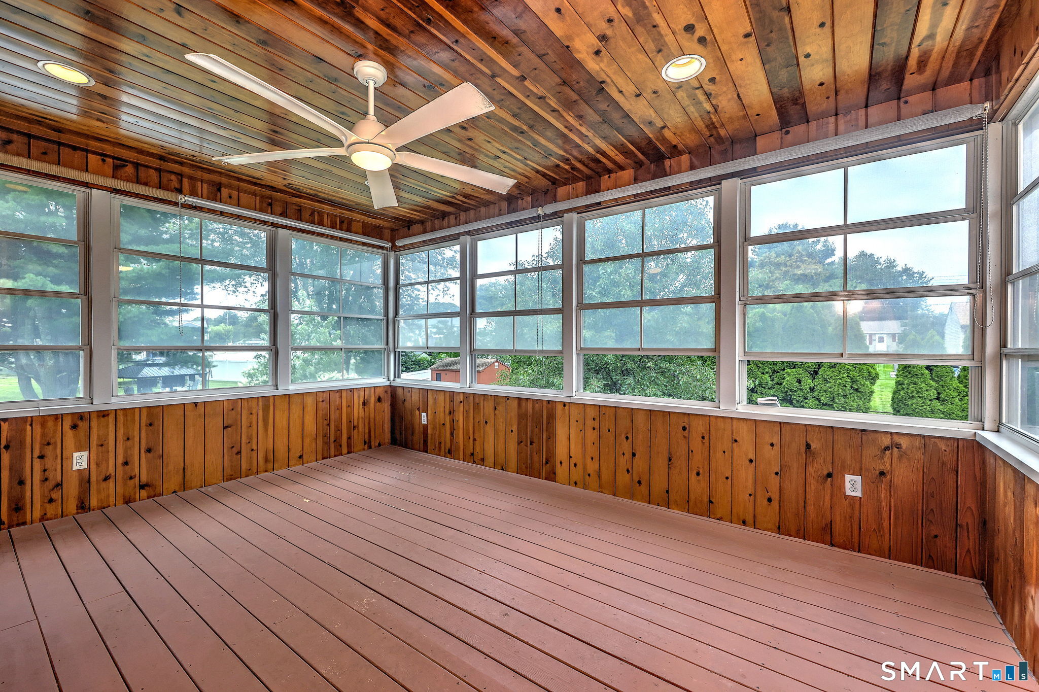 86 Honey Pot Road West Haven CT 06516