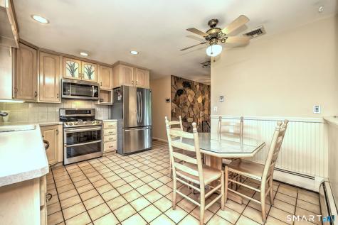 86 Honey Pot Road West Haven CT 06516