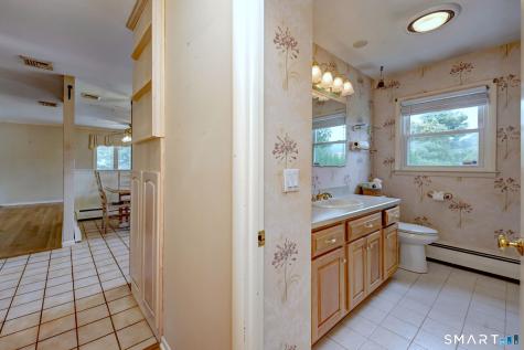 86 Honey Pot Road West Haven CT 06516