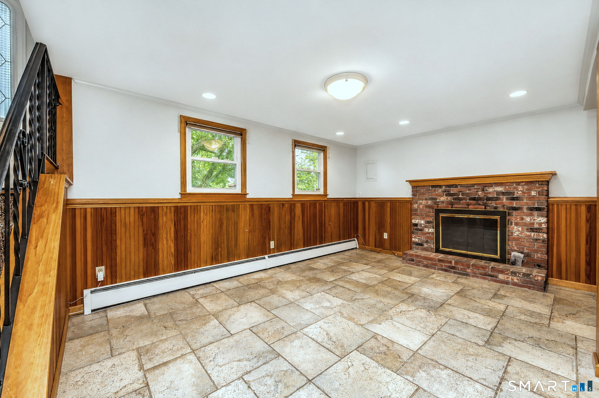 86 Honey Pot Road West Haven CT 06516