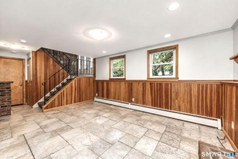 86 Honey Pot Road West Haven CT 06516