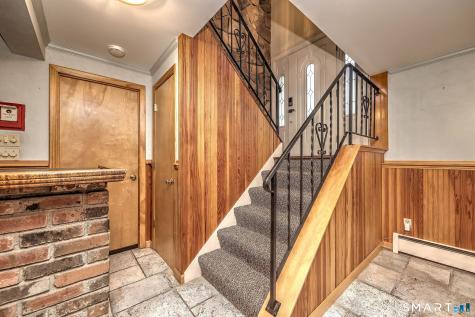 86 Honey Pot Road West Haven CT 06516