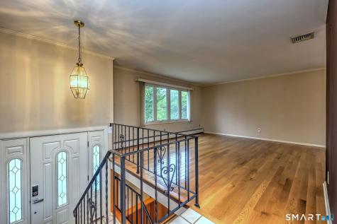 86 Honey Pot Road West Haven CT 06516