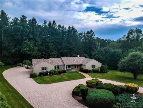 649 Park Road Extension Middlebury CT 06762