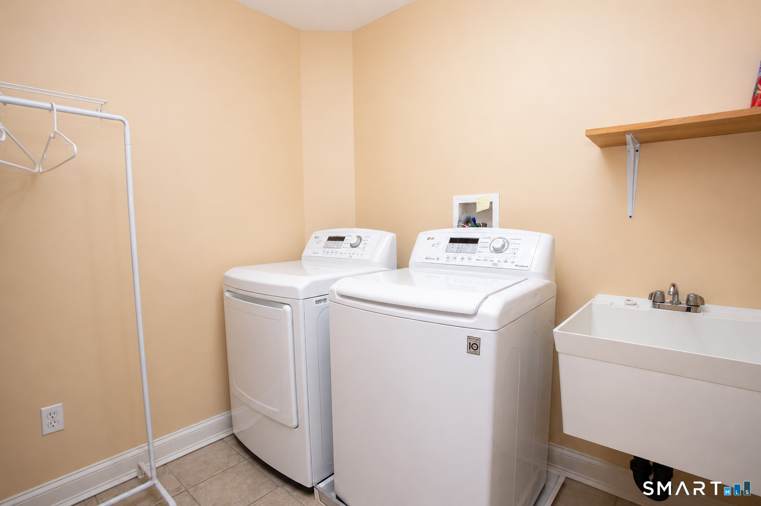 63 Cider Mill Heights Granby CT 06060