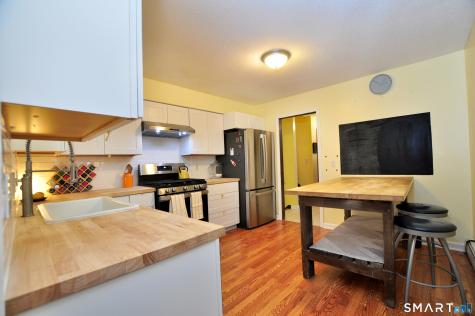 121 Wedgewood Drive Torrington CT 06790