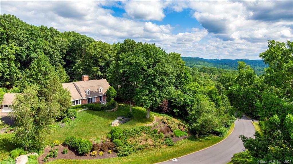 36 Old Kings Road Avon CT 06001