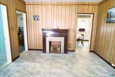 22 Hull Street Bristol CT 06010