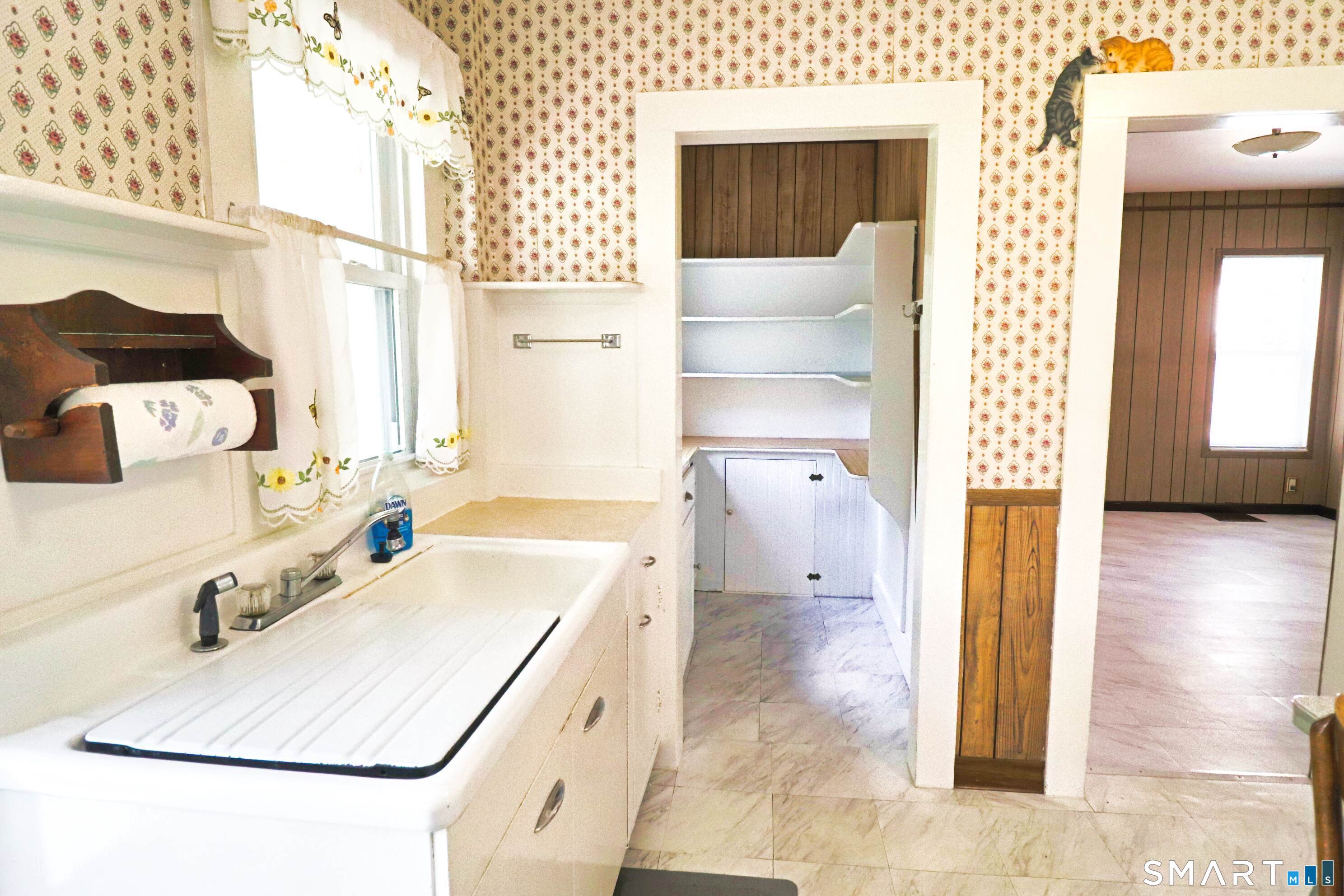 22 Hull Street Bristol CT 06010