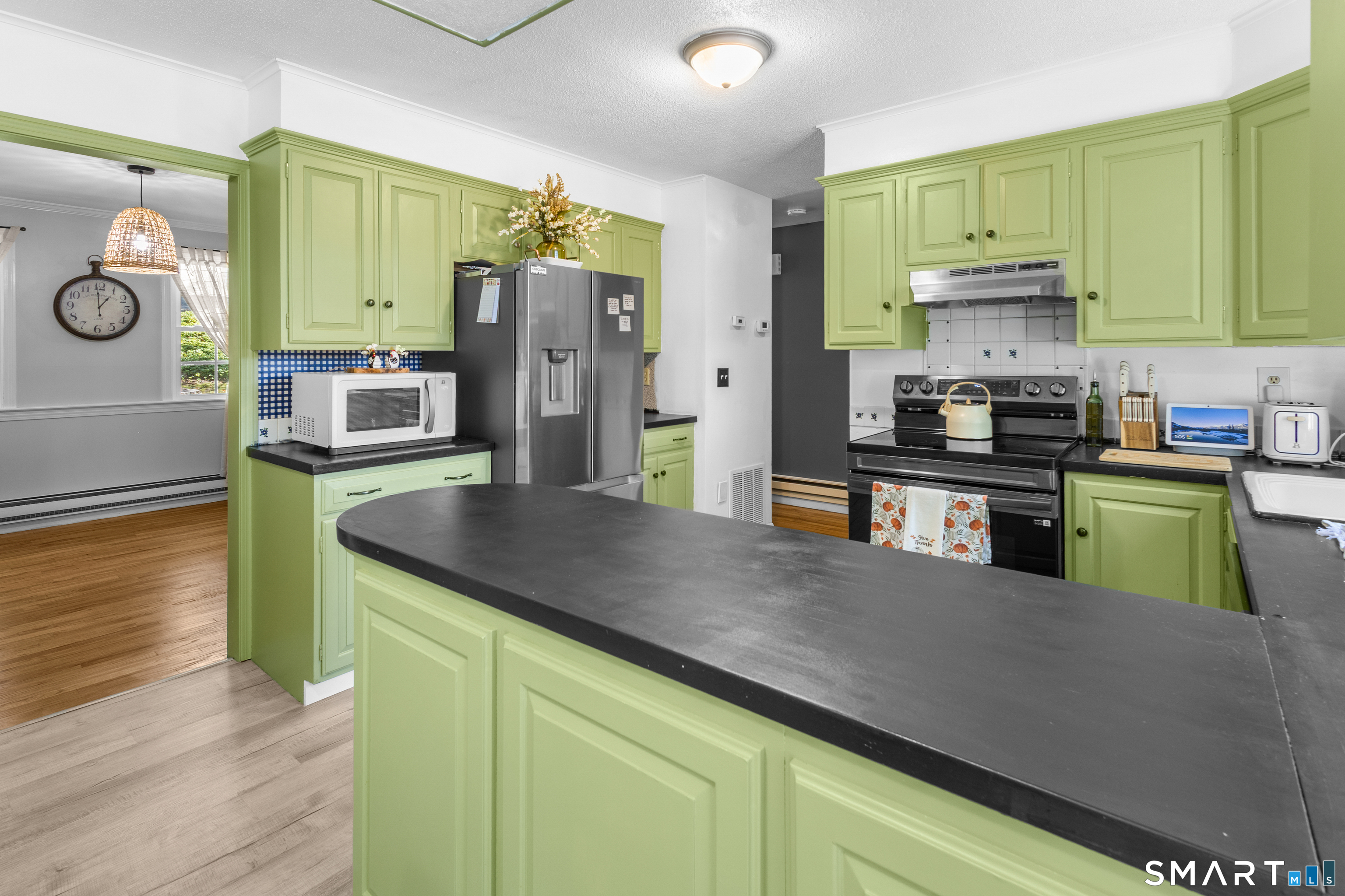 67 Flanders Road Woodbury CT 06798