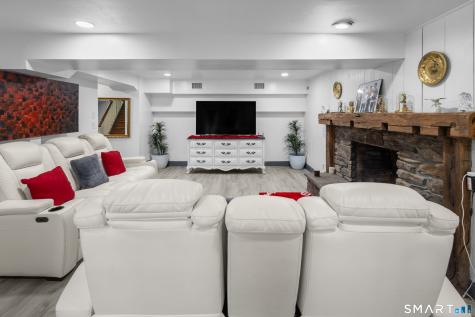 67 Flanders Road Woodbury CT 06798